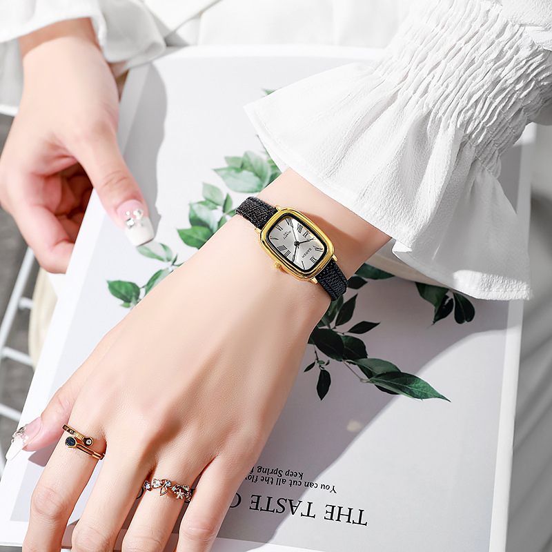 패션 쿼츠 시계 여성 빈티지 럭셔리 선물 시계 숙녀 간 - Luxury Watch With Leather Strap 리뷰 및 가격