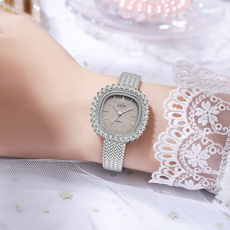 여성 시계 브랜드 중세 밀 골드 라이트 럭셔리 다이아몬 - Luxury Watch Grade 리뷰 및 가격