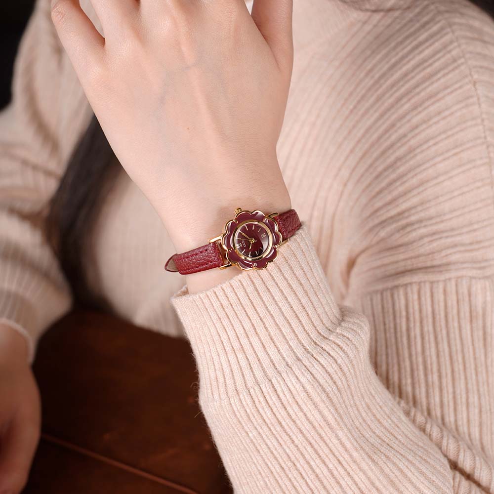 GEDI 하이 엔드 레트로 꽃 시계 여성용 럭셔리 쿼츠 - Luxury Watch With Leather Strap 리뷰 및 가격