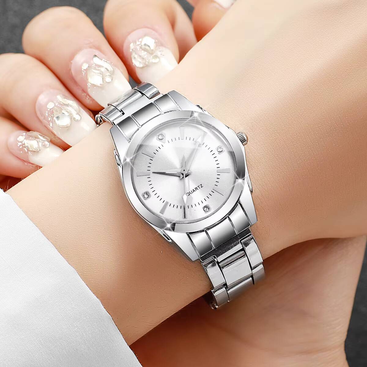 럭셔리 라인스톤 여성 시계 캐주얼 쿼츠 손목 시계 여성 - Luxury Watch Packaging Box 리뷰 및 가격
