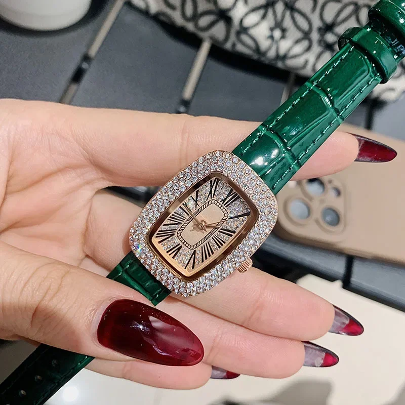 트렌디하고 패셔너블한 여성용 가죽 스트랩 시계, 다이아 - Luxury Watch With Leather Strap 리뷰 및 가격